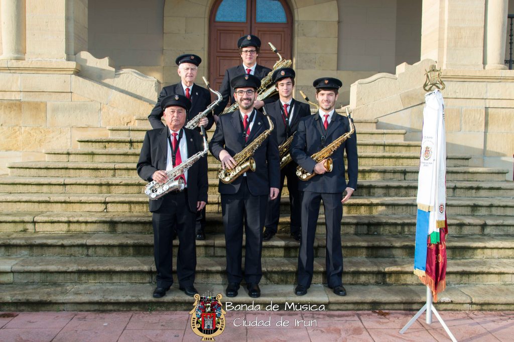 Saxofones